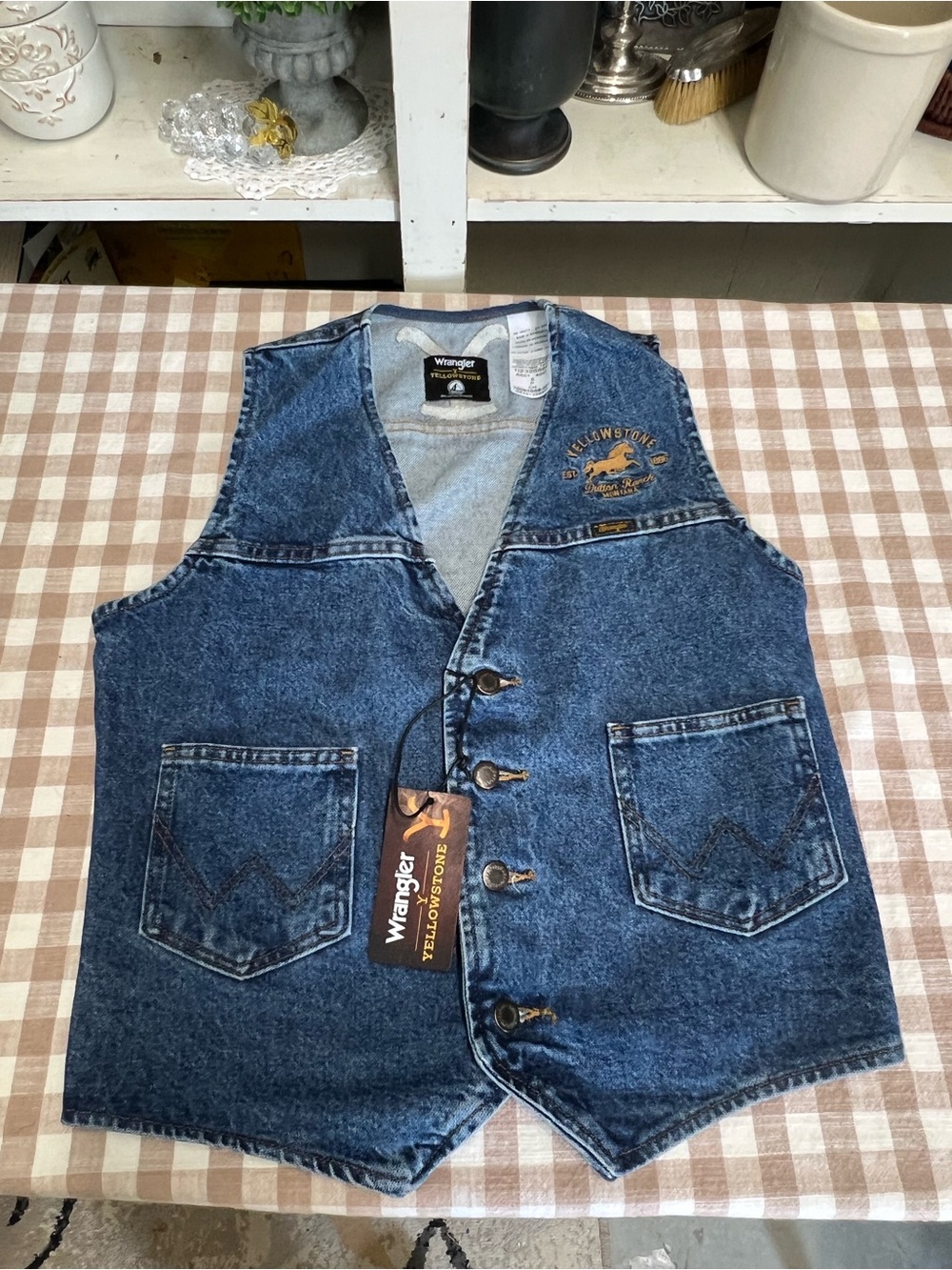 NWT Wrangler Yellowstone denim vest small